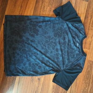 Xersion Quick-Dri Black and Blue Shirt
